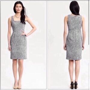 BANANA REPUBLIC BLACK-WHITE TWEED SLEEVELESS DRESS, sz 10P, Square Neck, Shealth